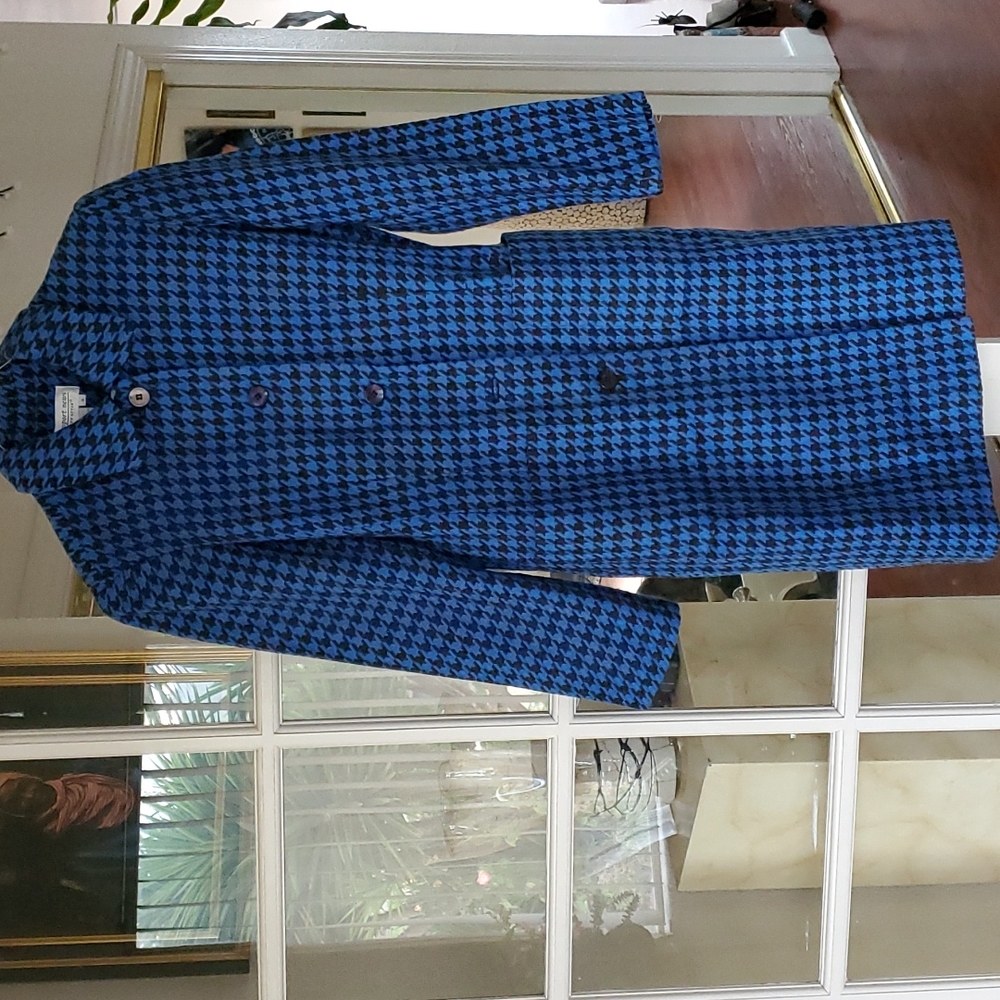 Newport News Blue and Black Houndstooth Coat